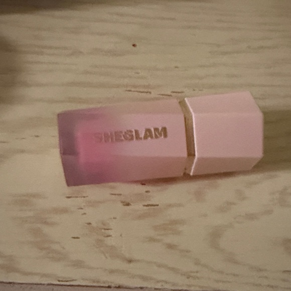 Sheglam Other - SHEGLAM Blush shade petal talk